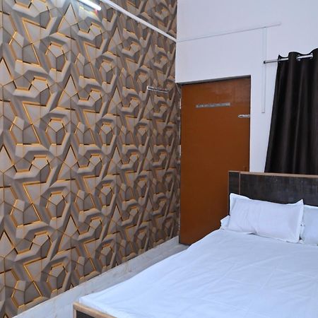 Privyrooms Gorakhpur Extérieur photo