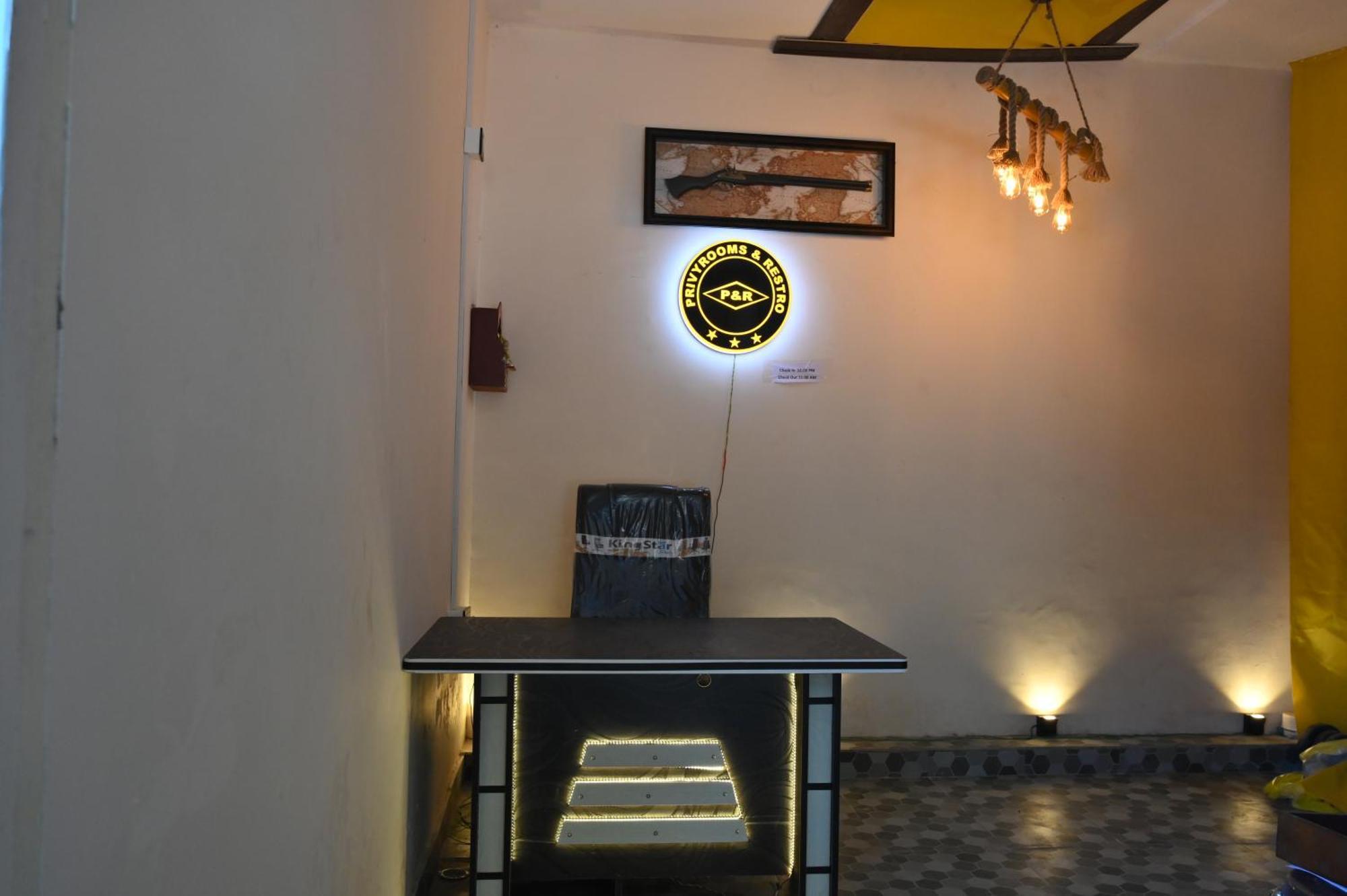 Privyrooms Gorakhpur Extérieur photo